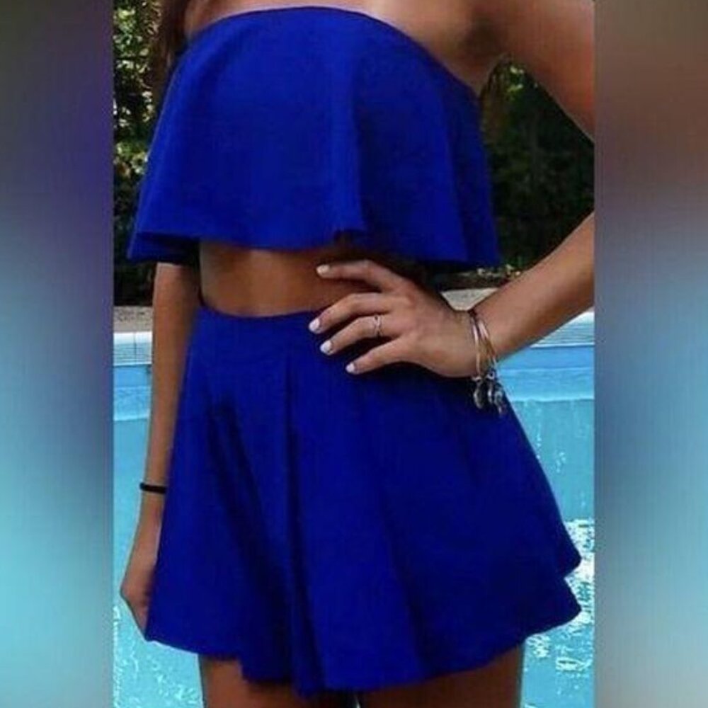 Lulu's 2 Piece Blue Coord Set: Flowy Tube Top & Shorts - Medium